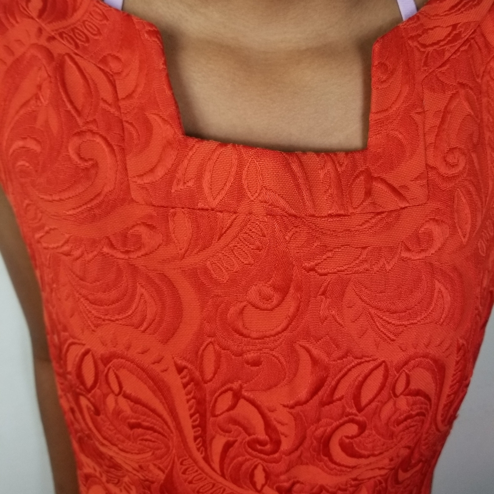 Dress - Picture 4 of 5